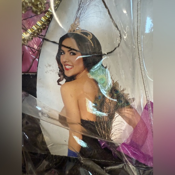 New Peacock print dress, tiara and feathers. Sexy.  Great for Halloween or Vegas - Picture 12 of 12